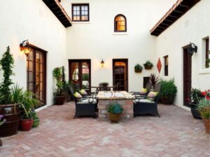 The Appeal of Modular Homes with Garages: Modern Living with Convenience