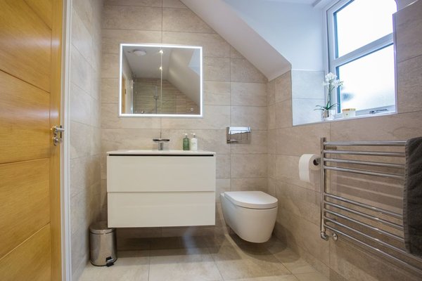 bathroom renovation cost uk