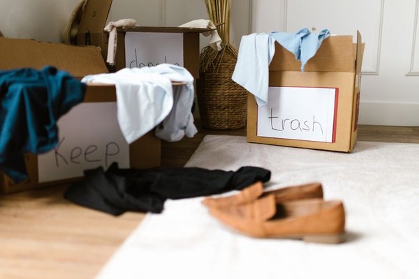 one in one out decluttering method